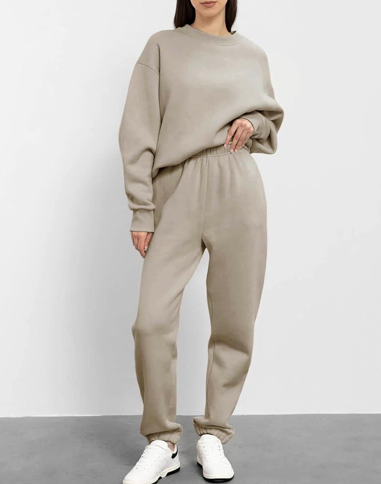 Jawmeu Women 2 Piece Outfits Long Sleeve Crewneck Pullover Sweatshirt Sweatpants Lounge Sets(Black-M)