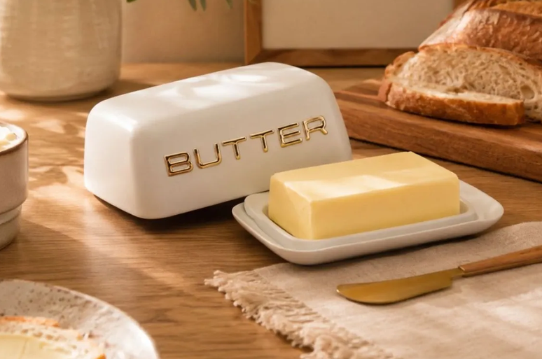 Mantequera Metal Blanca Tapa 16,5cm Letras Doradas Butter