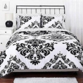 Classic Noir Reversible Comforter Set  by Mainstays