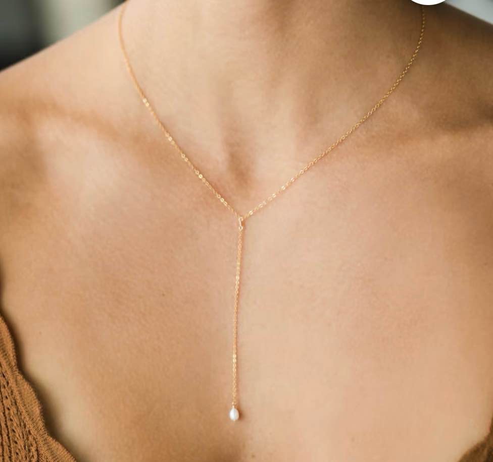 ARIA Lariat Necklace • Tiny Oval Pearl Lariat Necklace • Delicate Pearl Lariat, Pearl Jewelry, Dainty Lariat Necklace, Wedding Necklace