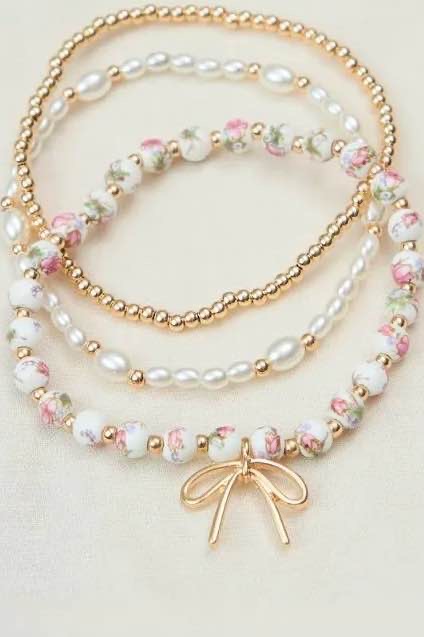 Painted Beads and Bow Bracelet Set