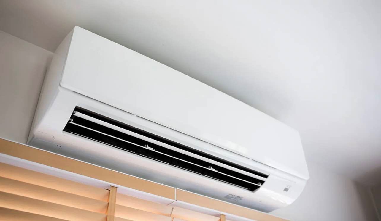 AC Units x 2 for Bedroom and Living Room