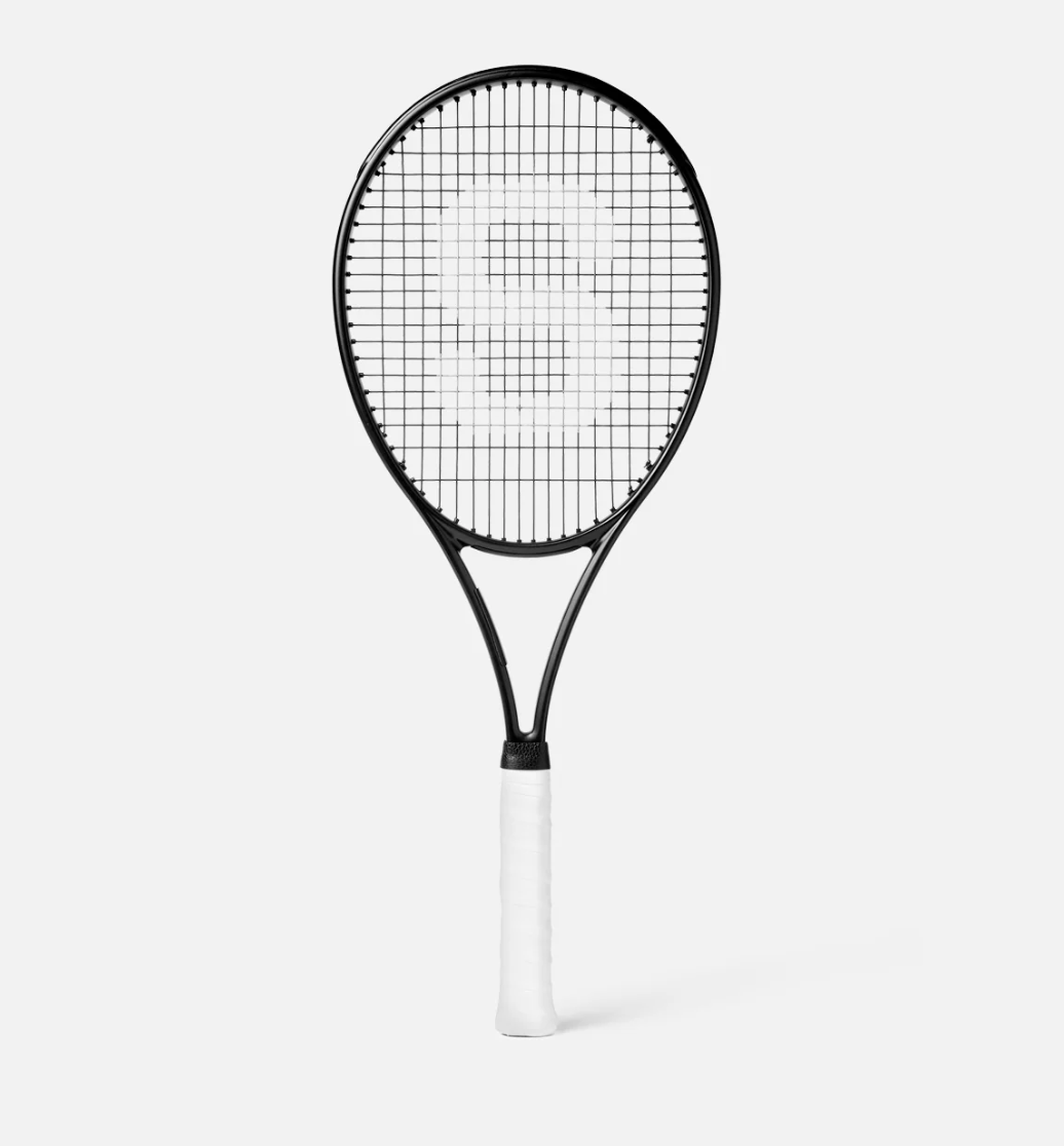 TENNIS RACKET
