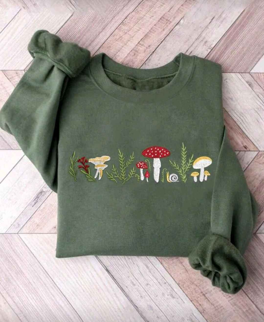 INAWLY Embroidered Mushroom Sweatshirt | Botanical Embroidery | Cottage Core Embroidered Mushroom Crew Neck Sweatshirt Graduation,Back To School,Graduation,Teacher For Women,Back To School Pullover Fall Sweatshirt