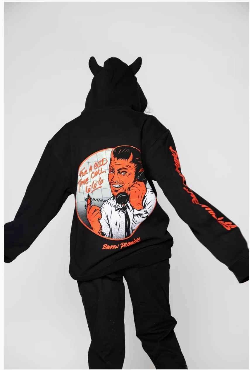 Call 666 Horn Hoodie Black