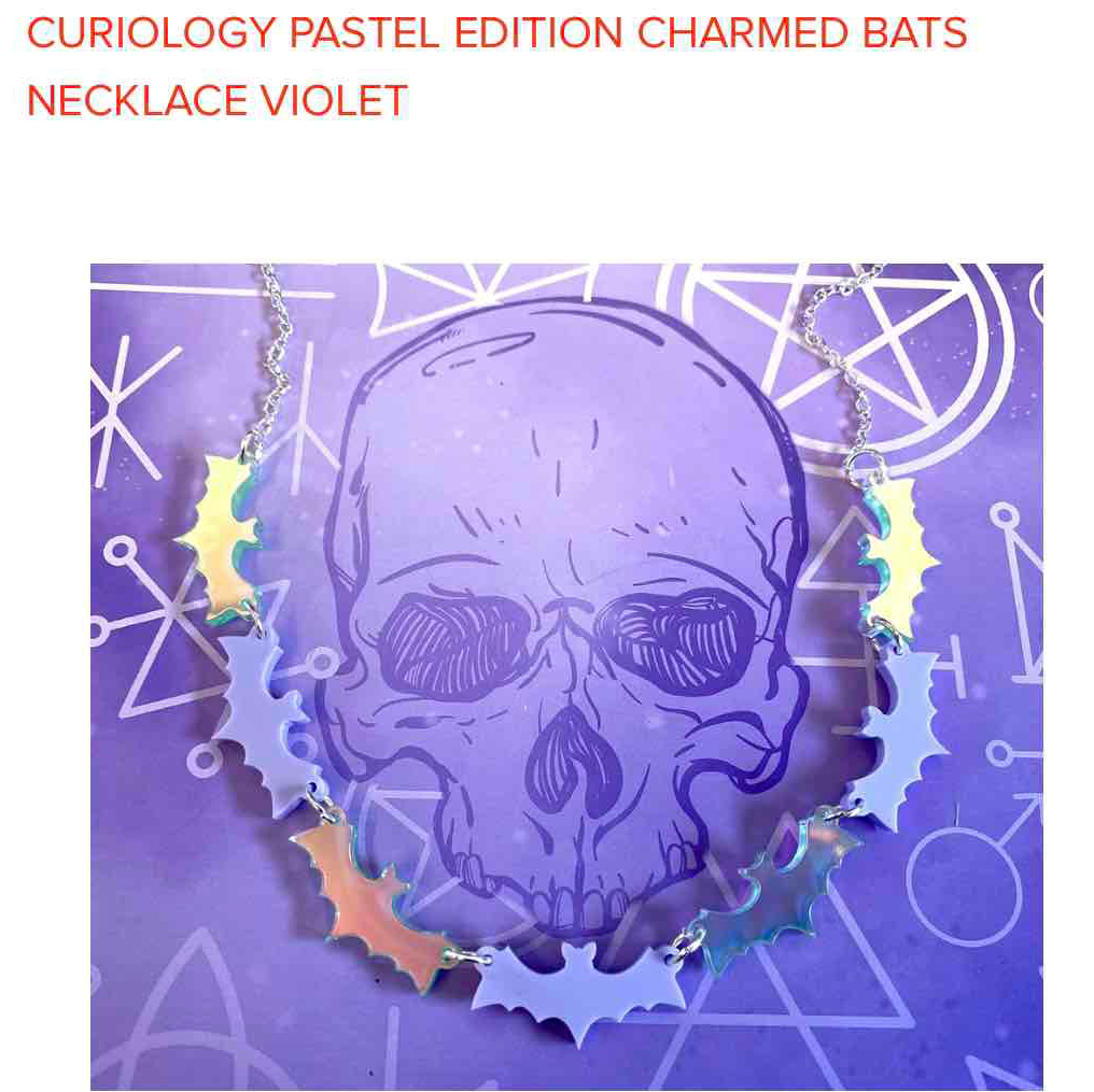 CURIOLOGY PASTEL EDITION CHARMED BATS NECKLACE VIOLET
