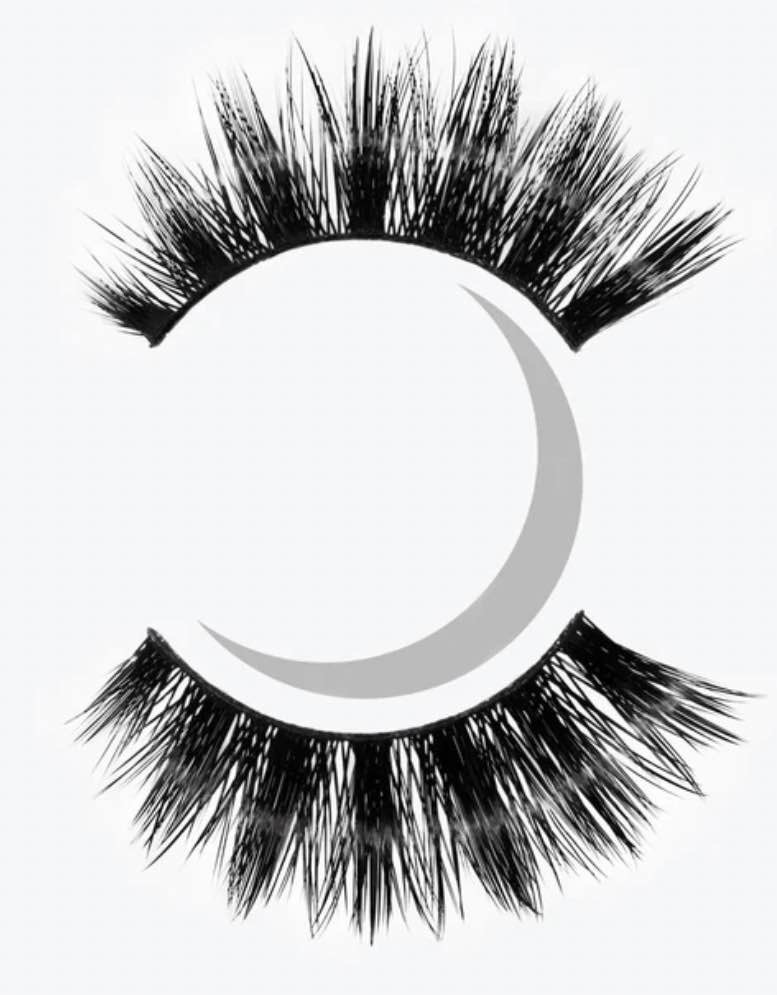 ARIES eyelashes