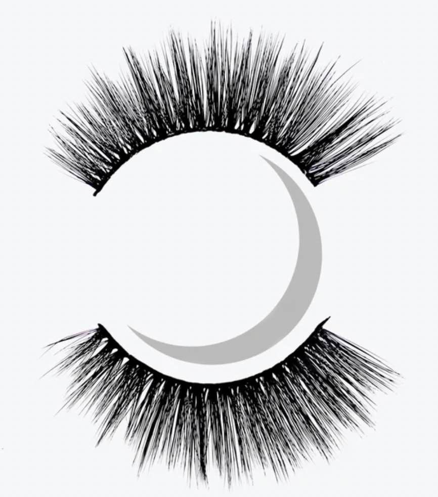 LEO eyelashes