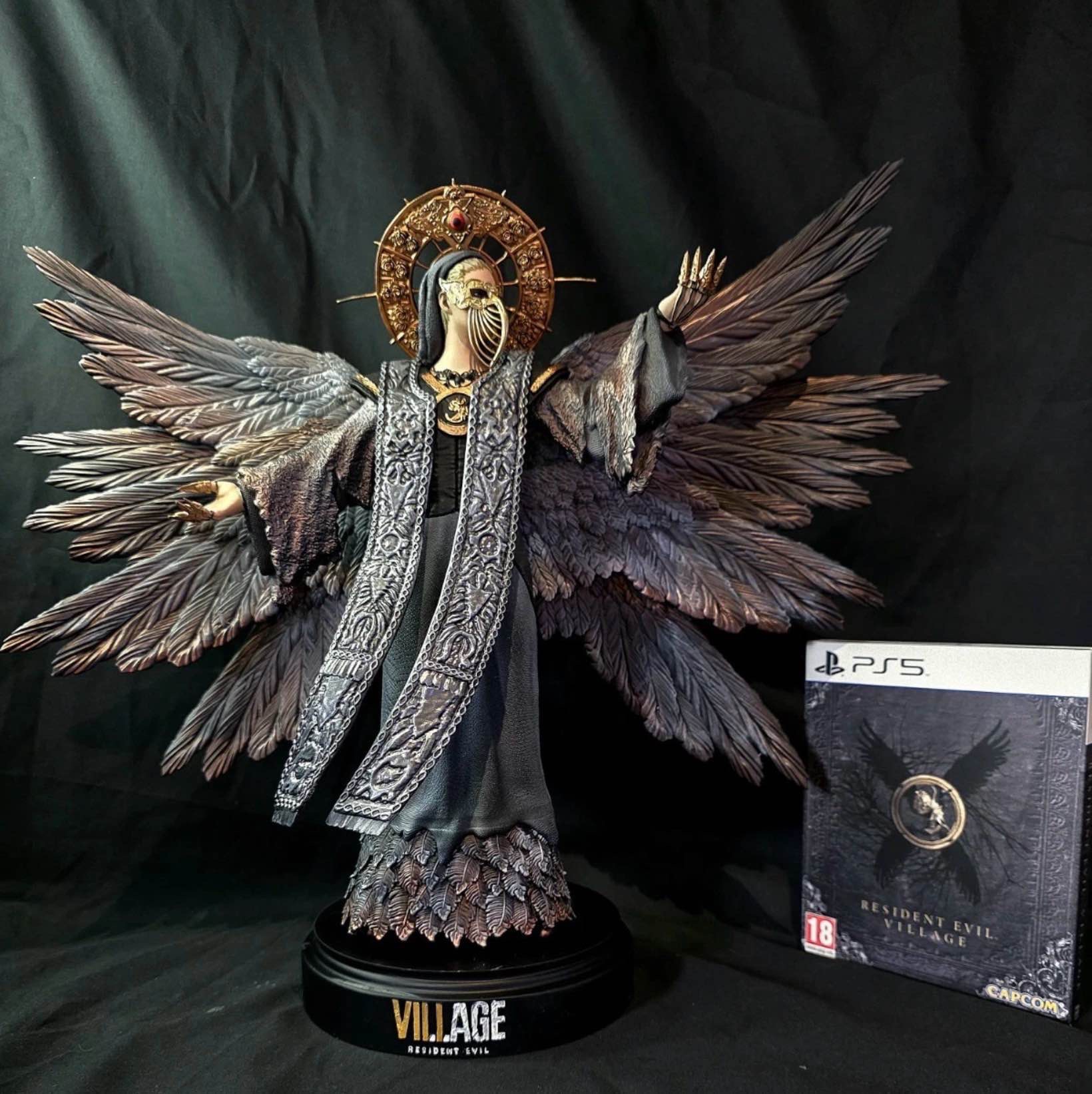 Resident Evil Village Mother Miranda 1/6 Statue