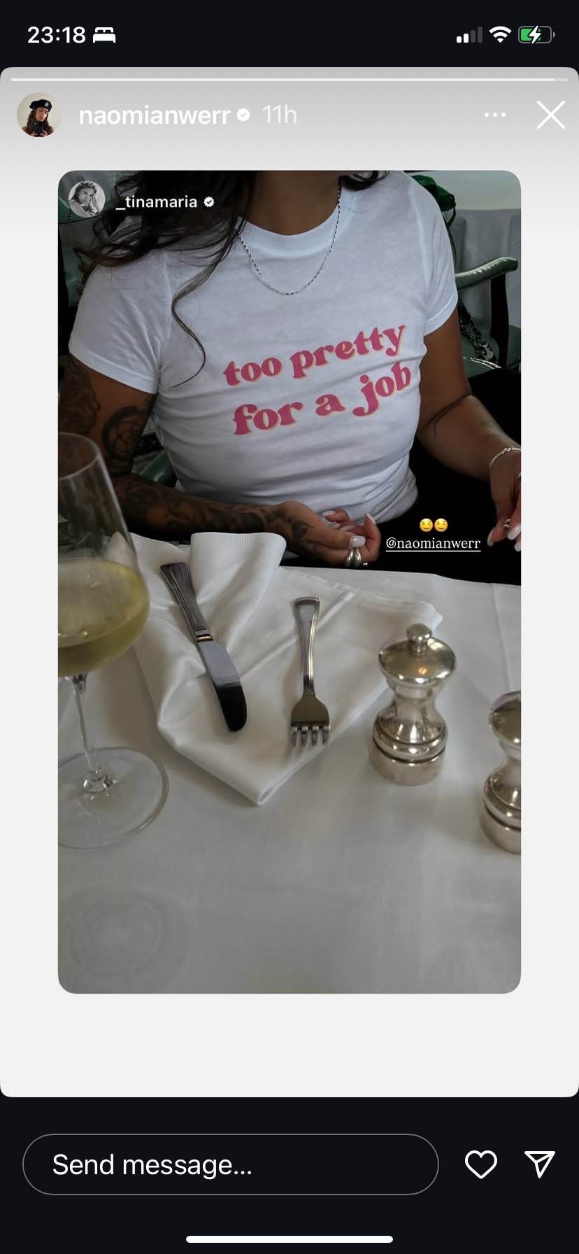 croptop/t-shirt like this one