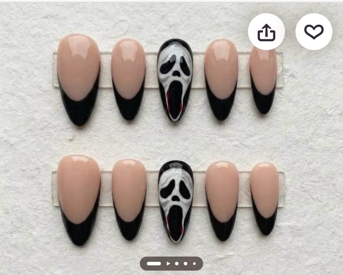 scream nails medium