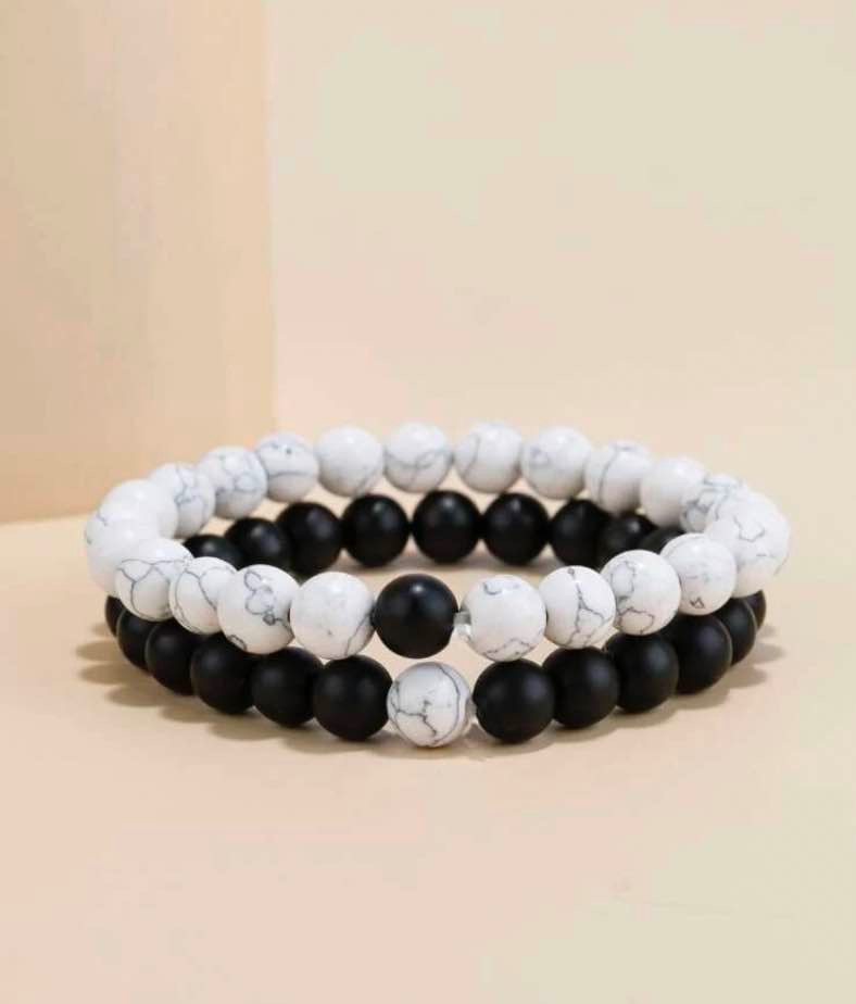 Black/White Beaded Bracelet