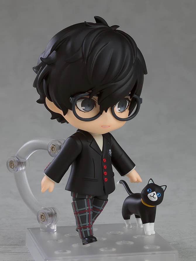 school vers persona 5 nendoroid 🥺
