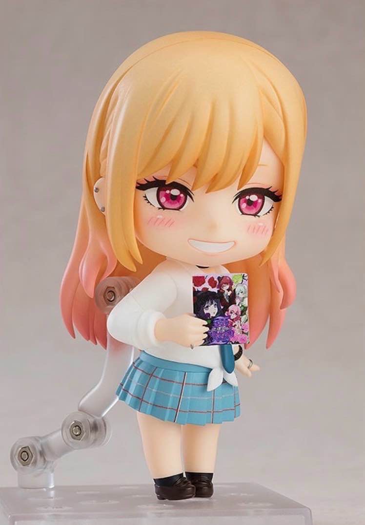 my dress up darling marin nendoroid 🥺