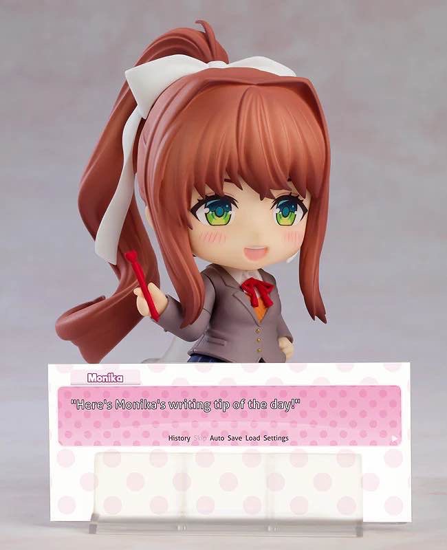 ddlc monika nendoroid 💞
