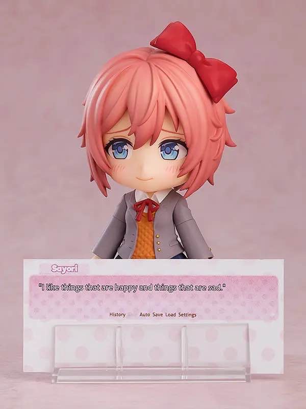 ddlc sayori nendoroid 🥺🥺