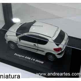 Miniatura Peugeot 206 branco