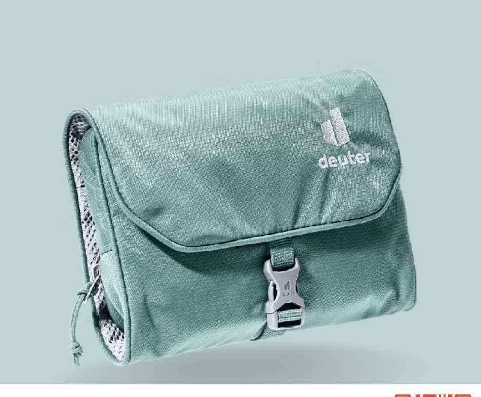 Travel toiletry bag