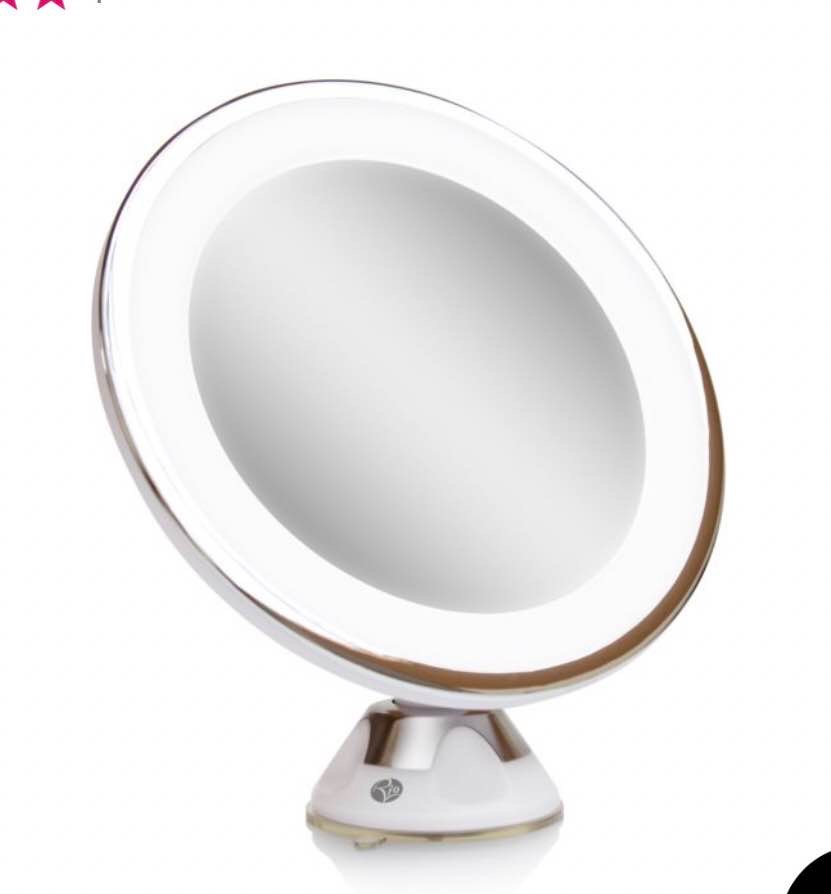 magnifying led mirror
