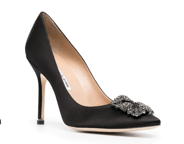 Scarpin Hangisi com aplicação de cristais