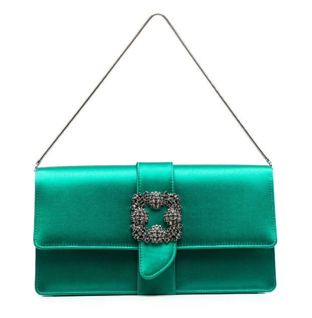 Clutch com fivela decorativa