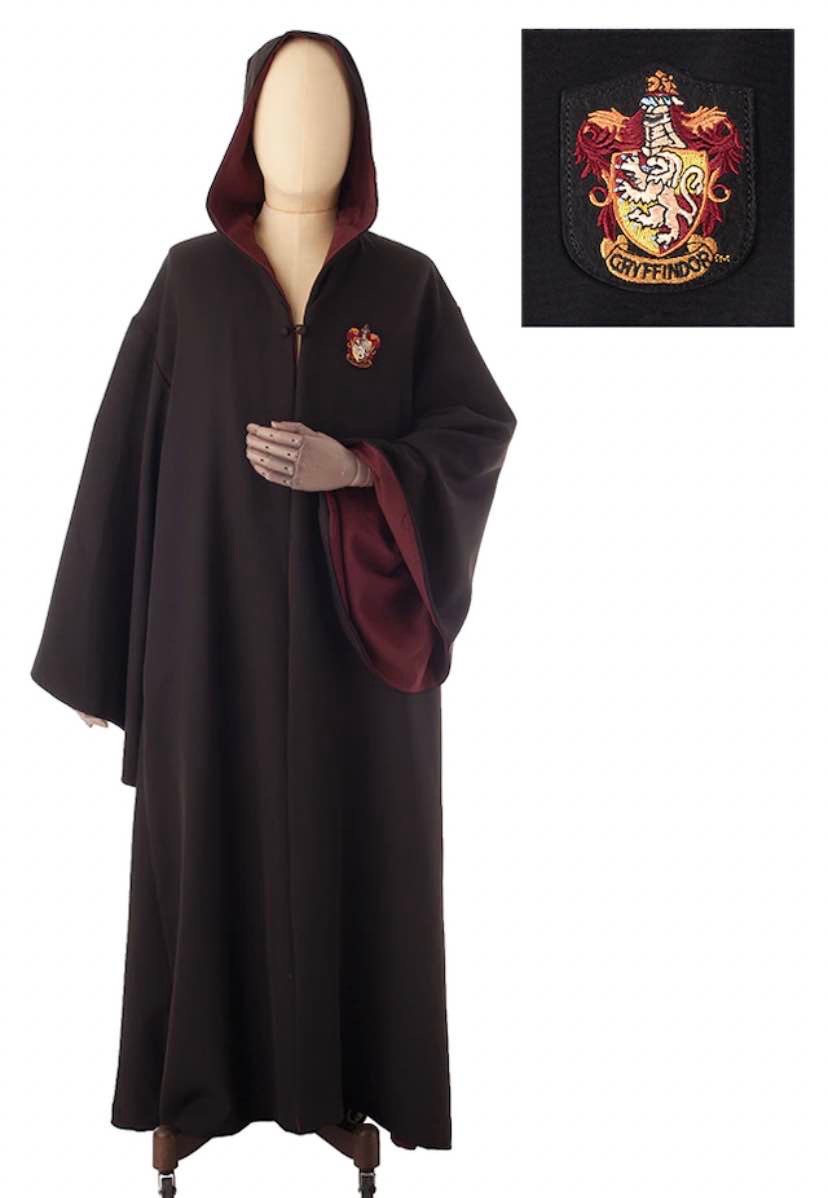 Gryffindor&trade; Adult Robe | UNIVERSAL ORLANDO