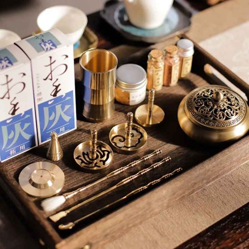 Brass Decor Lotus Wax Melt Incense Burner Portable Hand Zen Fountain Incense Burner Scentsy Warmer Porte Encens Burner Decor