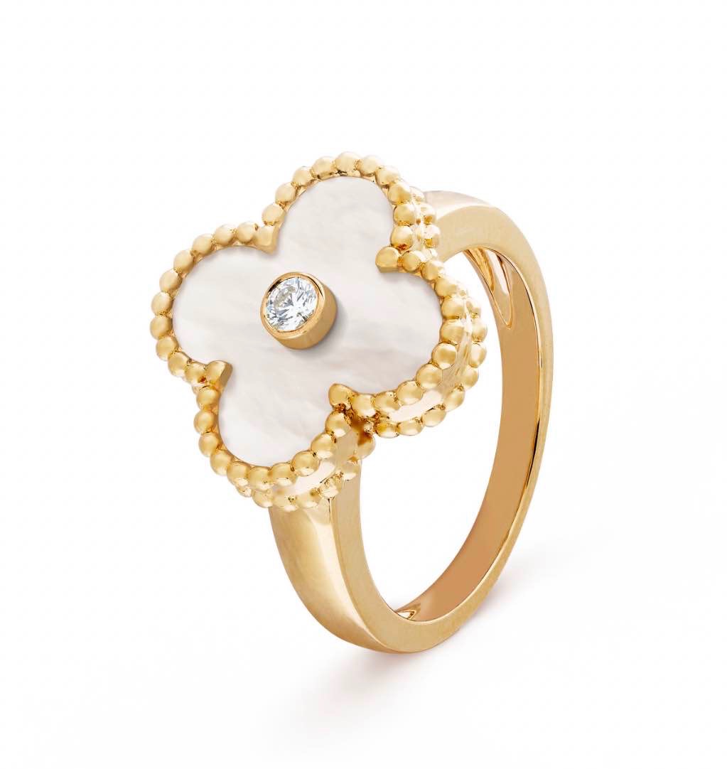 Vintage Alhambra ring