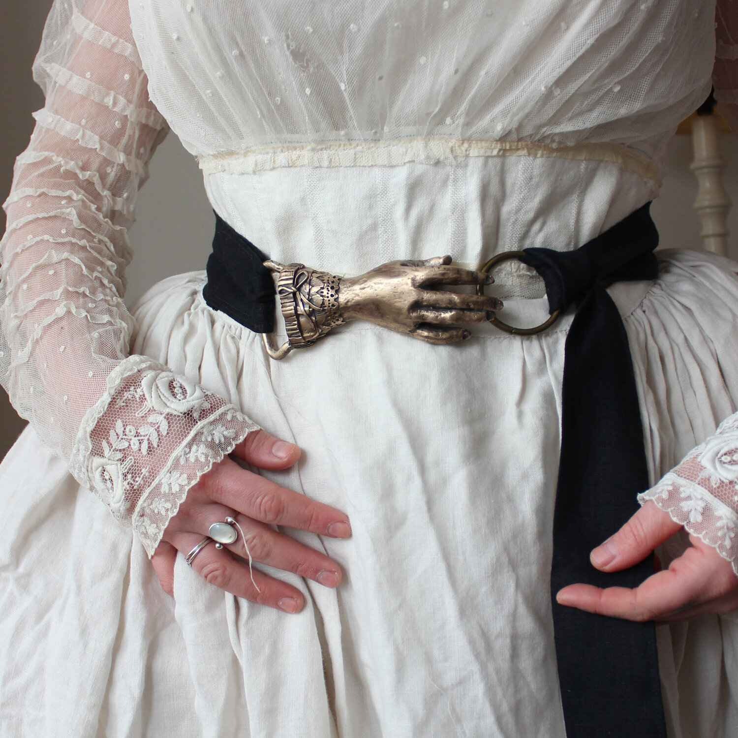 Victorian Hand Belt — thistlethistle