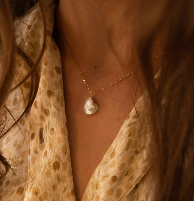 Dainty Gold 18K Pearl Choker