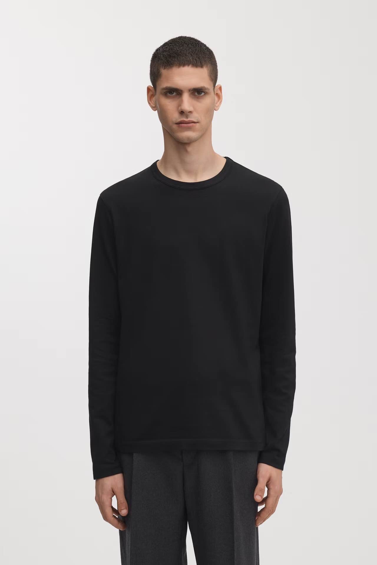 The Long Sleeve T-Shirt Black