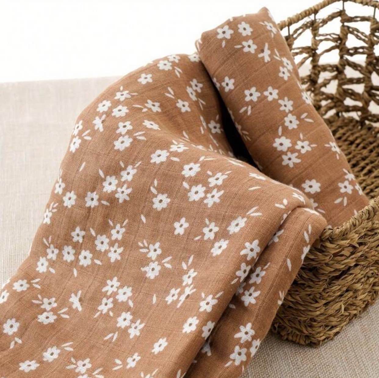 Baby Swaddle Blanket, Newborn Infant Swaddle Wrap, Soft Breathable Baby Blanket, Double-Layer Absorbent Baby Swaddle Cloth, small flowers
