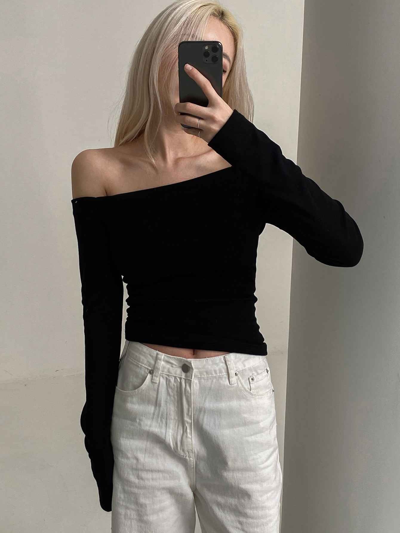 DAZY Off Shoulder Slim Fit Tee