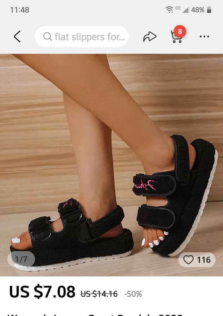 flat slippers for...