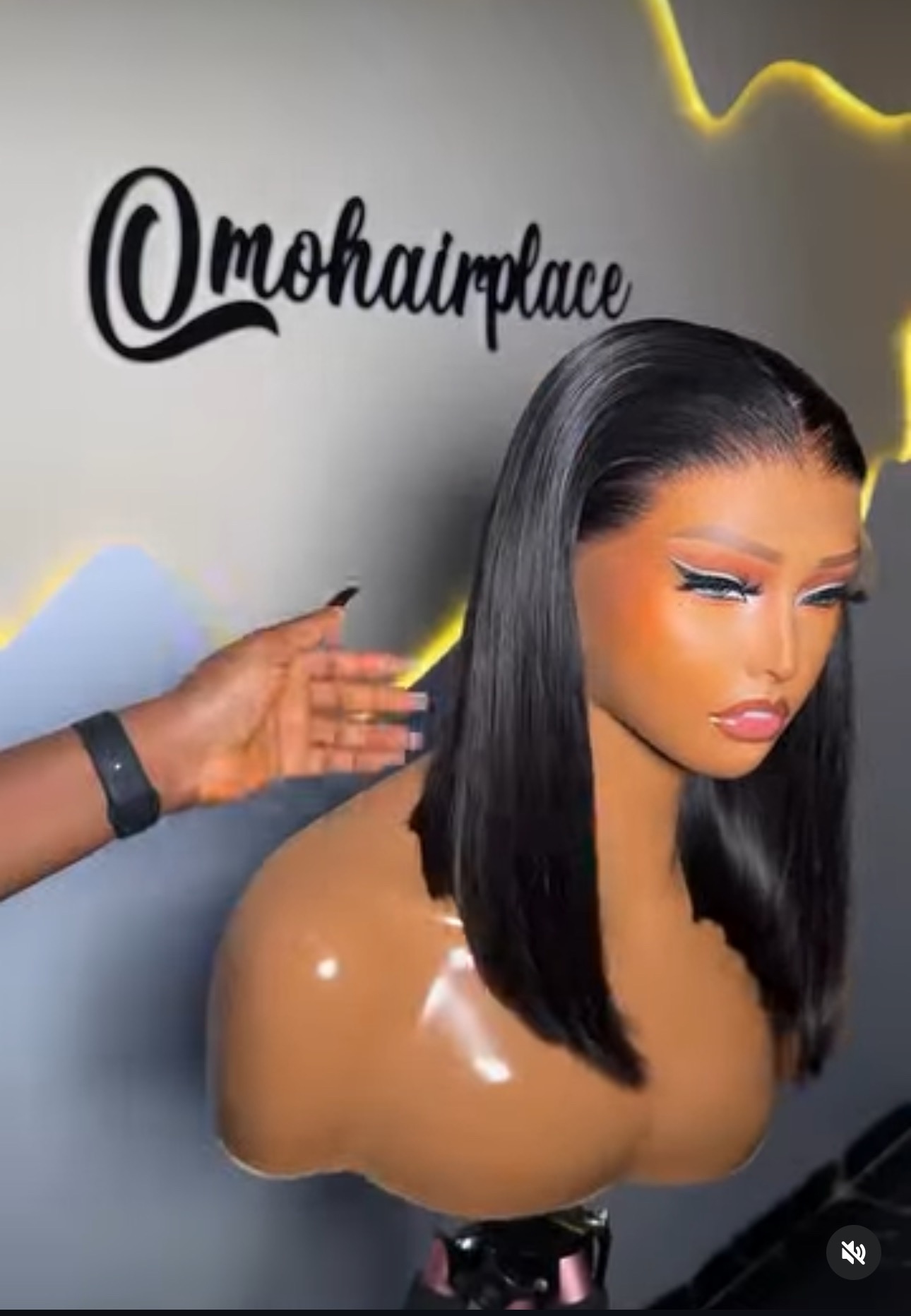 12" Bob wig