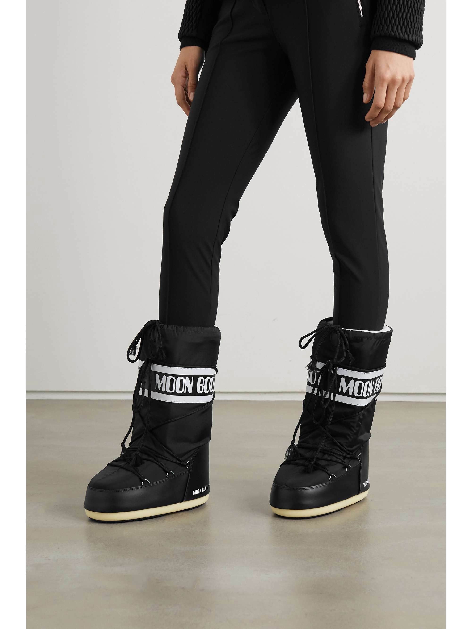 Icon panelled waterproof boots