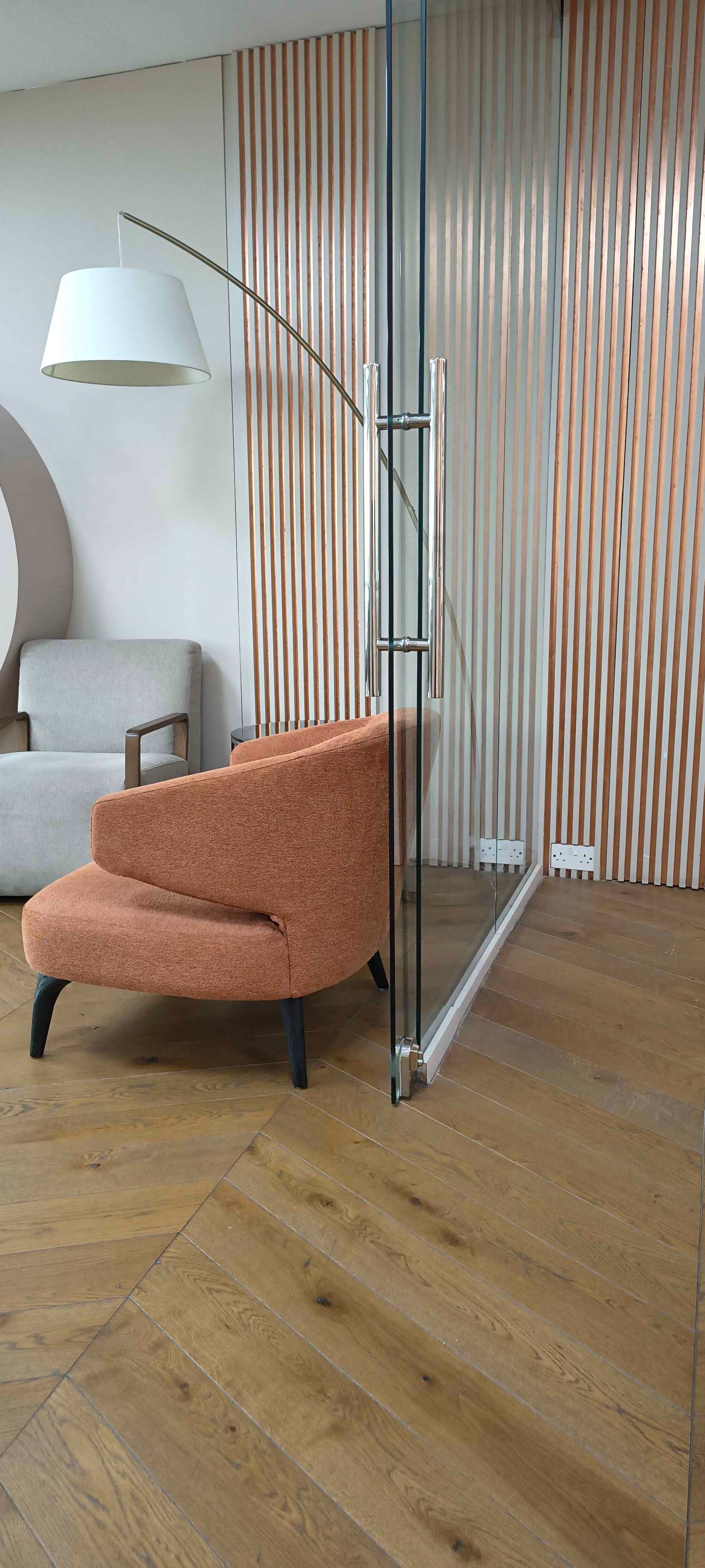 Wayner Accent Chair