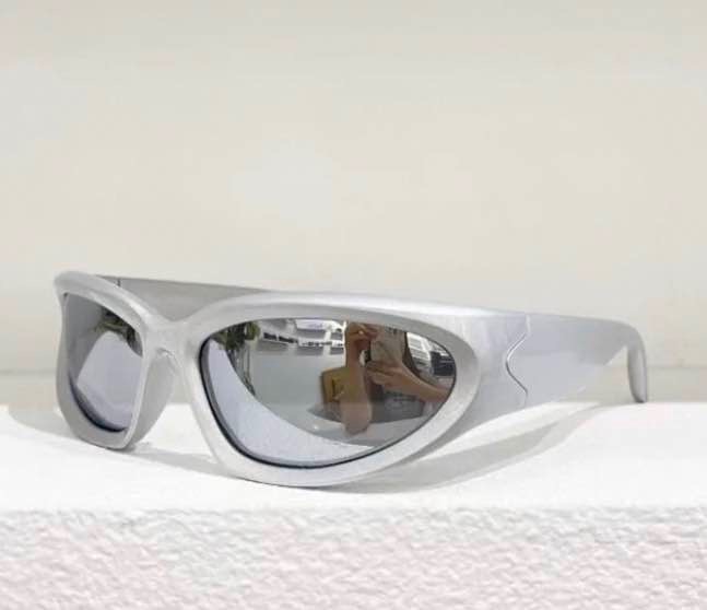 90s Aesthetic 2000 sunglasses