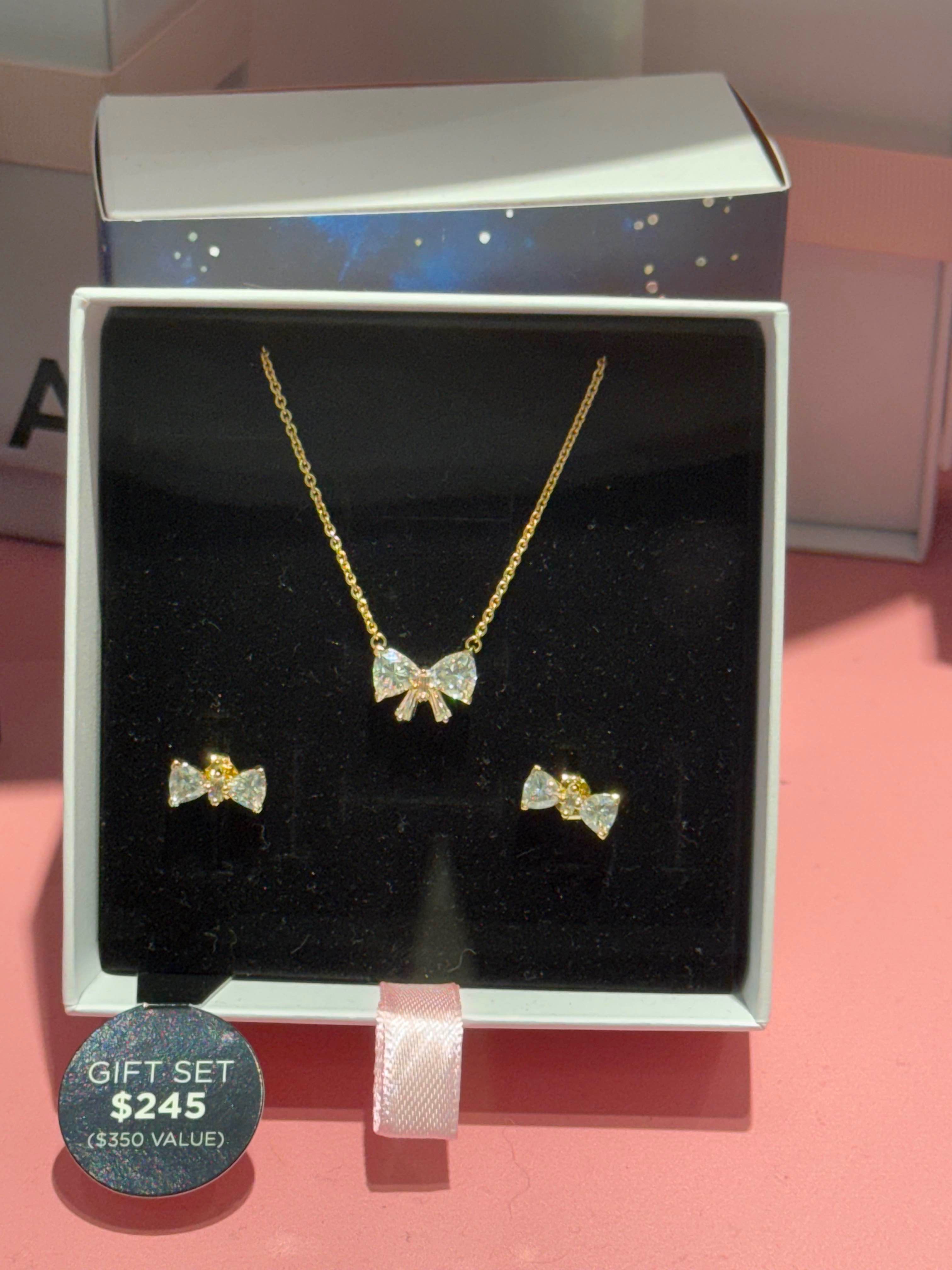 Sparkling Bow Jewelry Gift Set