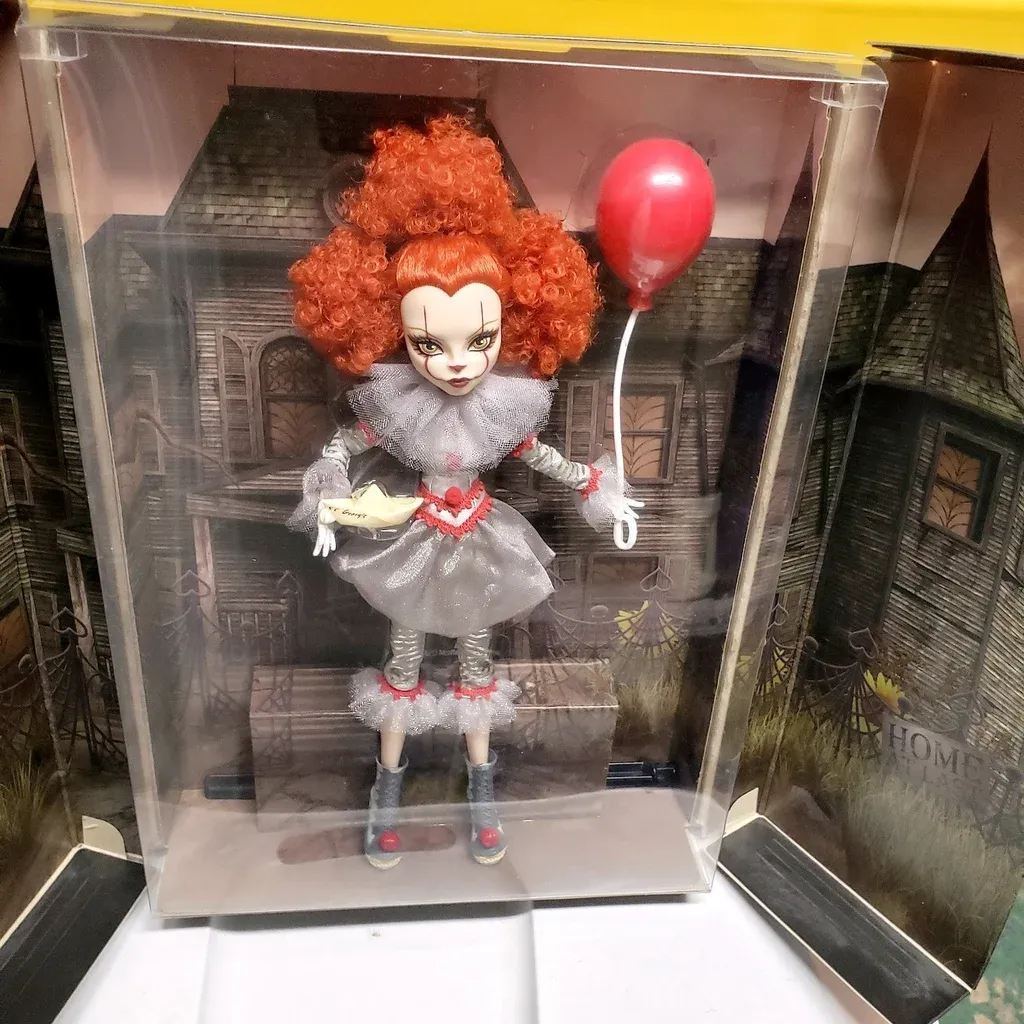 Monster High Skullector Exclusive Pennywise RARE