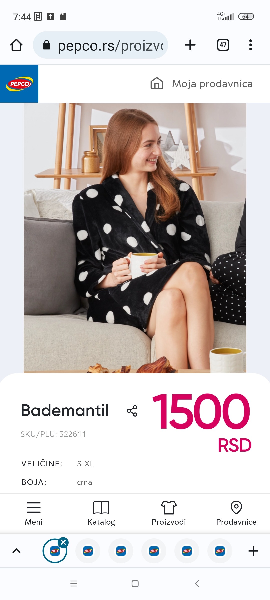 Bademantil, od polar materijala, 1500 RSD. Pogledajte u PEPCU.