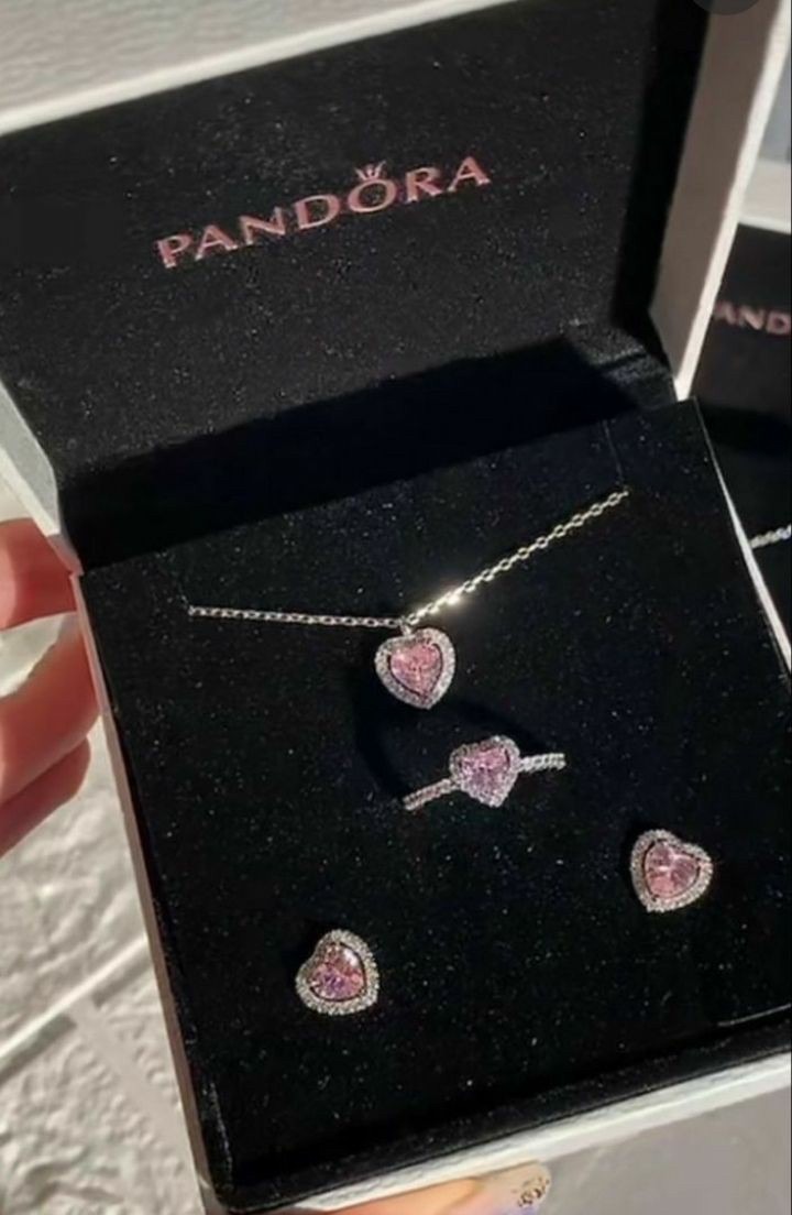 Pandora Sparkling Elevated Heart Stud Earrings