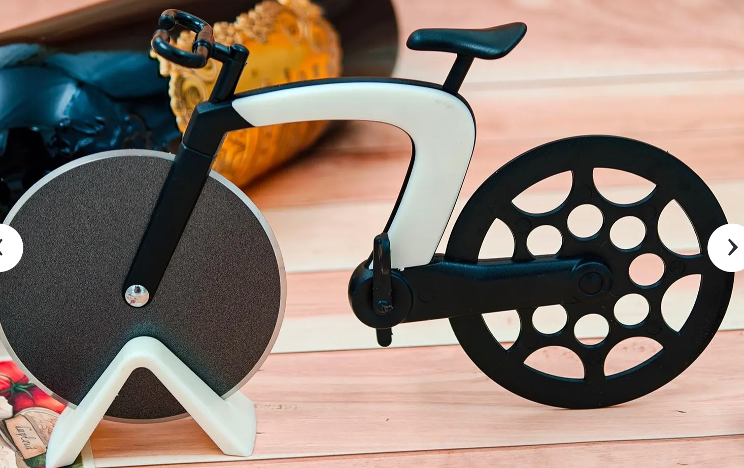 Bike pizza cuter