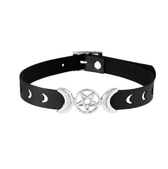 Pentagram and Moon Choker Necklace - Spencer's