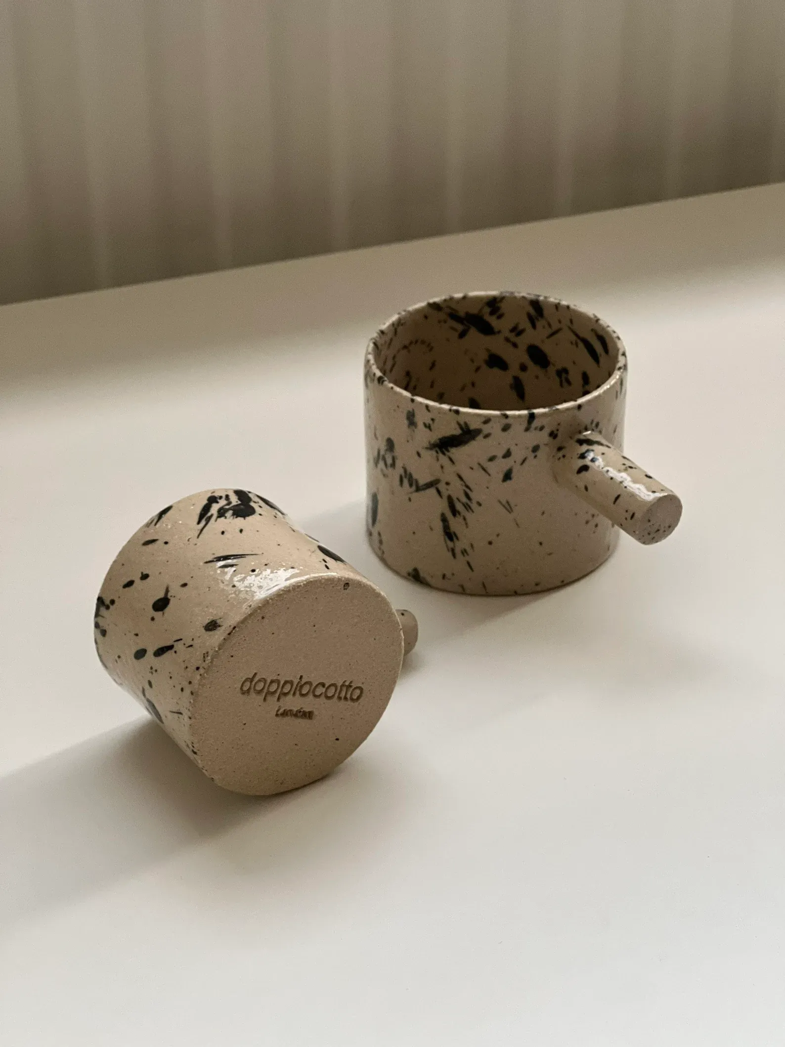 Tazzina da caffè in ceramica