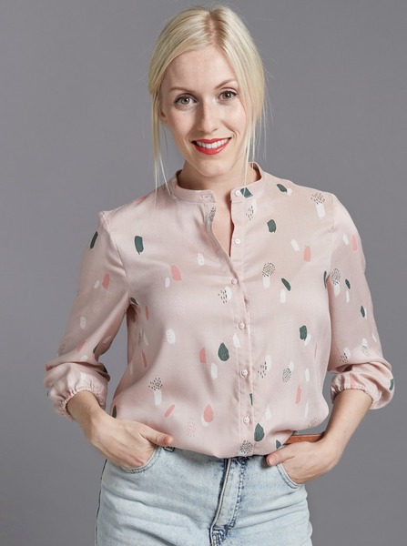 The Blouse - Avid Seamstress