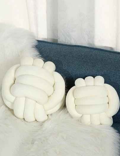 1pc Yarn Ball Shaped Decorative Pillow